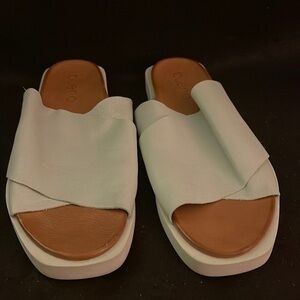 Free People Sadie Slip On Leather Sandals. NWT